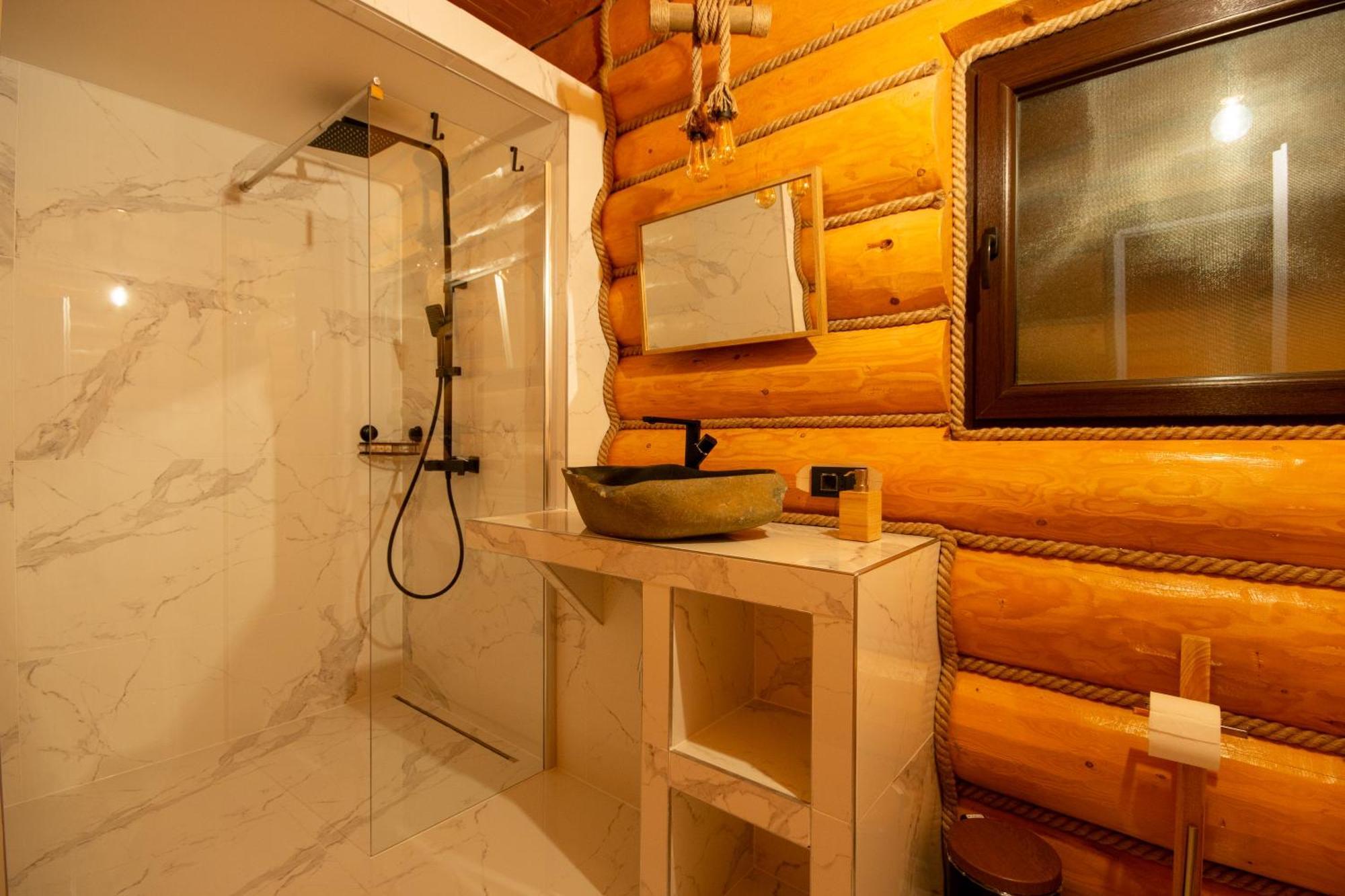 Domeniul Nordului Bucovlna Hotell Vama  Exteriör bild