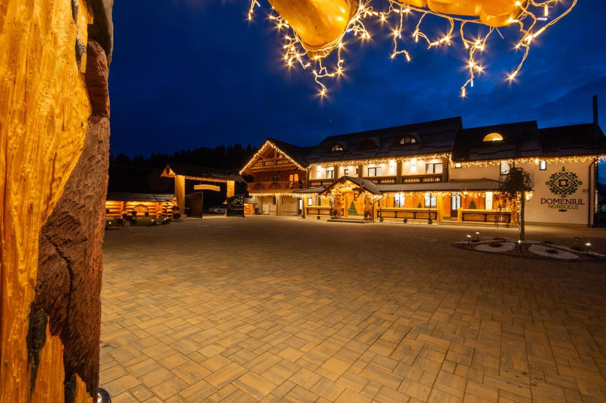 Domeniul Nordului Bucovlna Hotell Vama  Exteriör bild