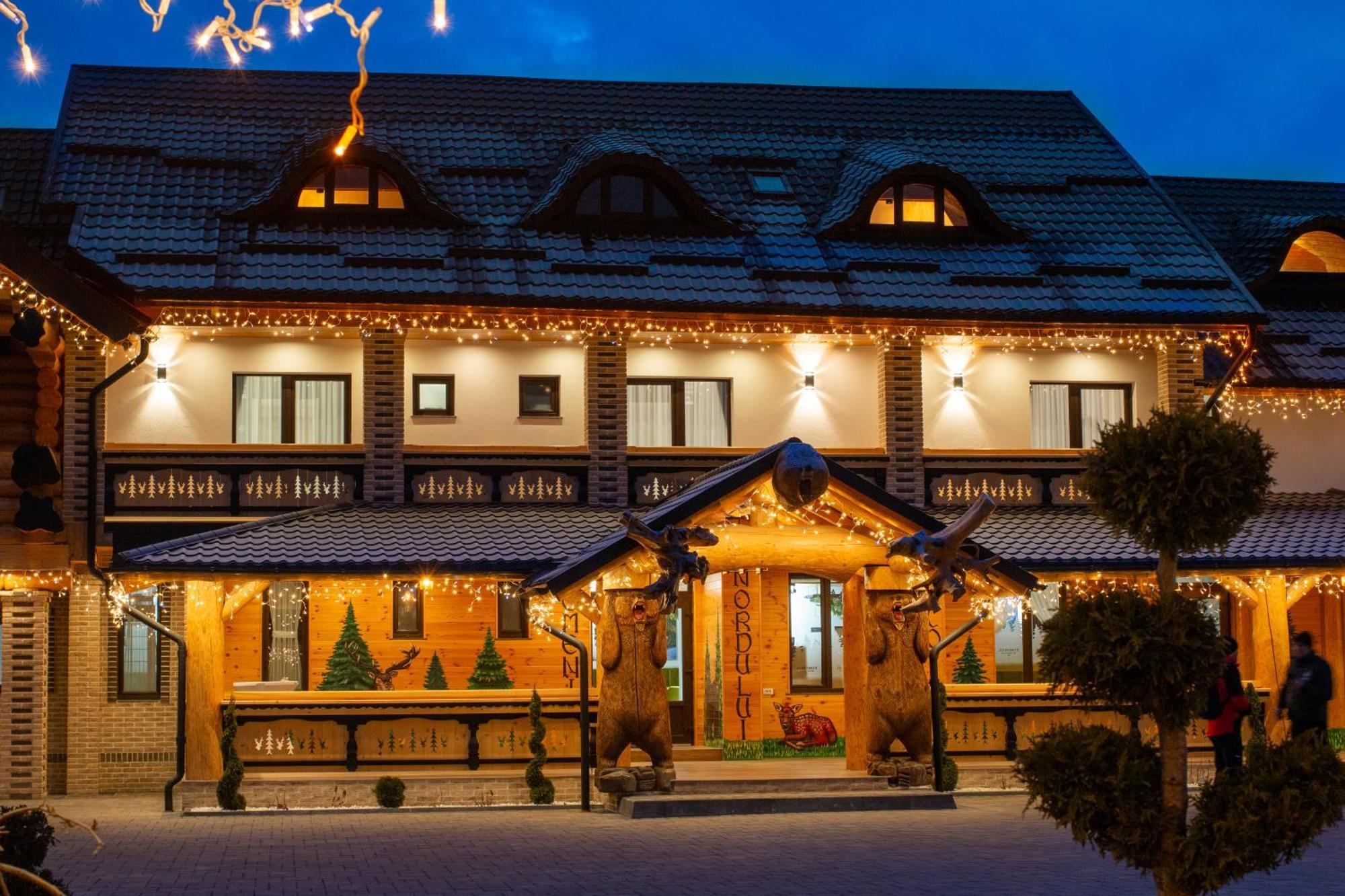 Domeniul Nordului Bucovlna Hotell Vama  Exteriör bild
